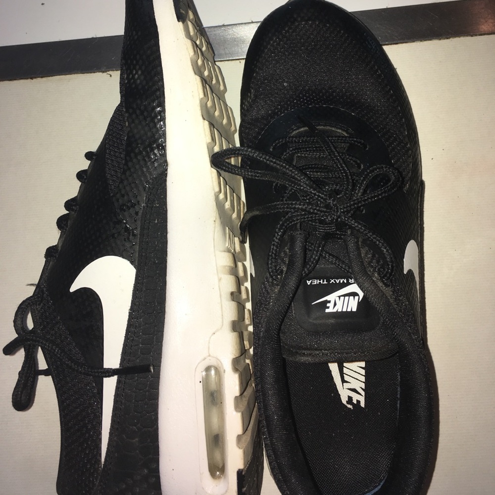Nike Air Max Thea Black